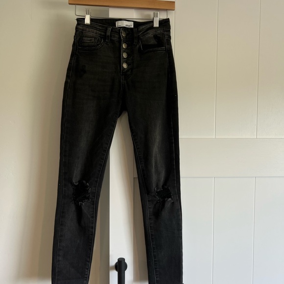 Vervet Black Denim skinny  Jeans - Picture 1 of 3